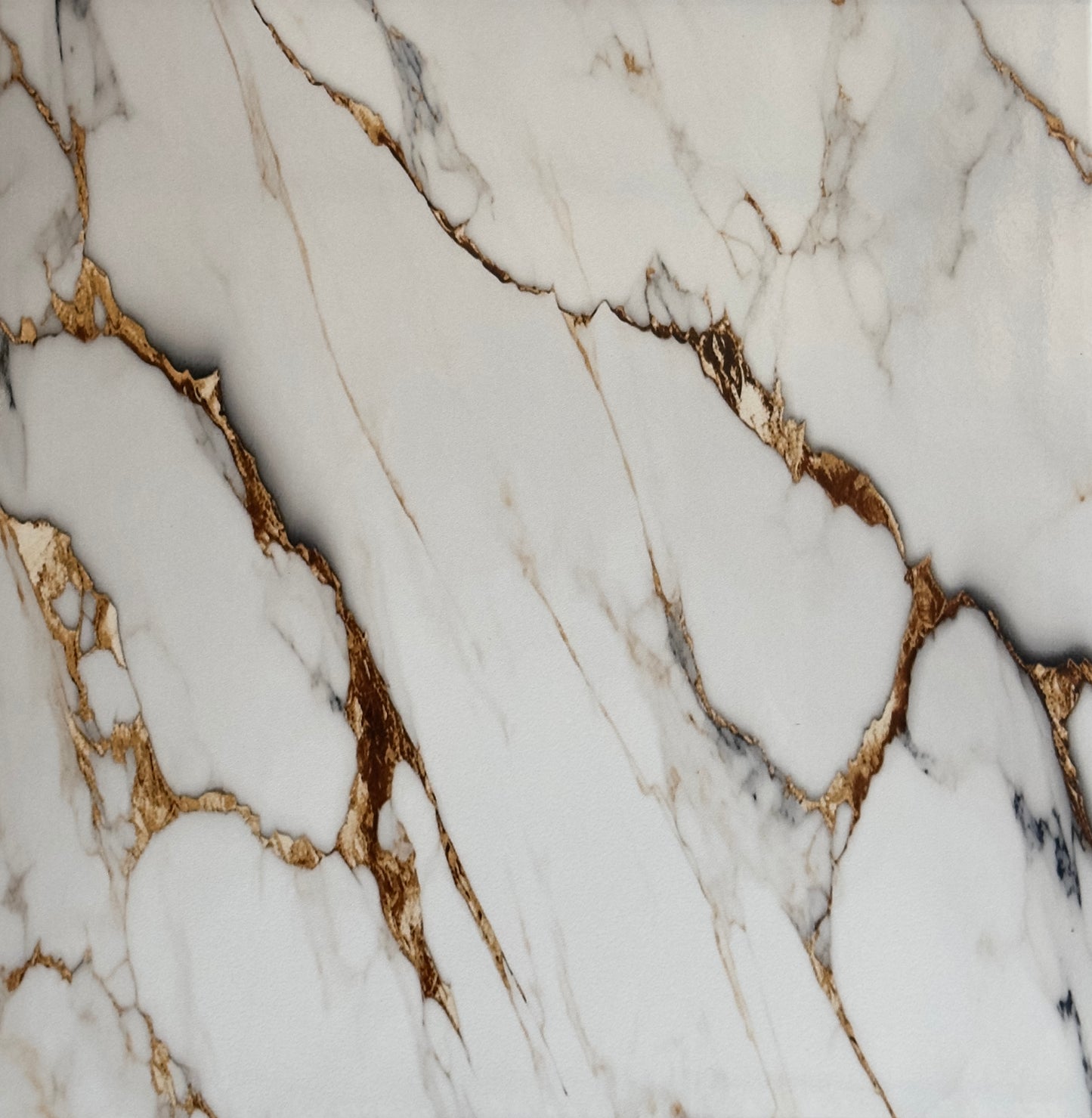 KINSHASA - (60.5 X 60.5cm) Floor Tile